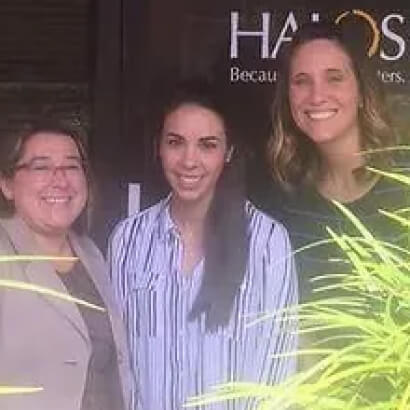 Dana volunteering at Charleston Halos